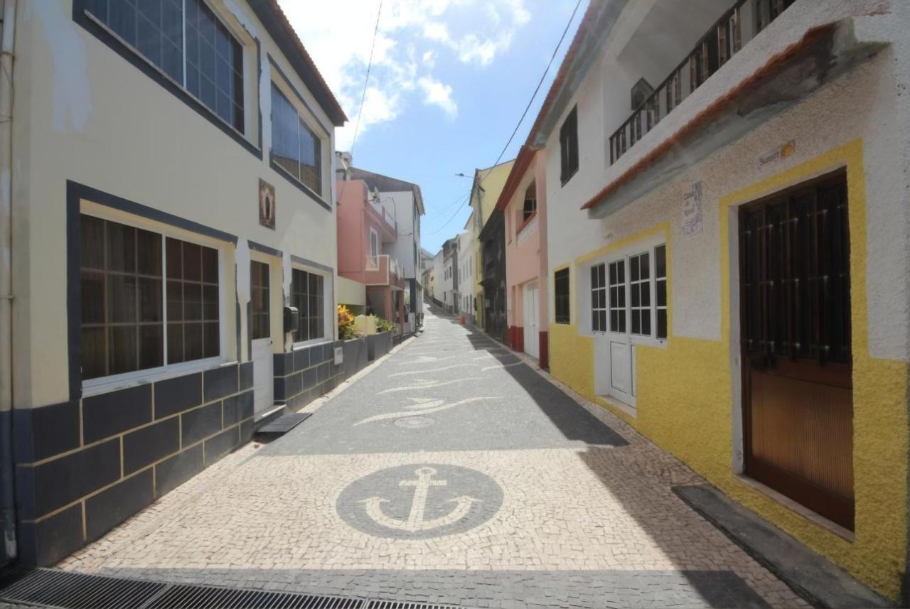 The Yellow House Holiday home Paul do Mar (Madeira)