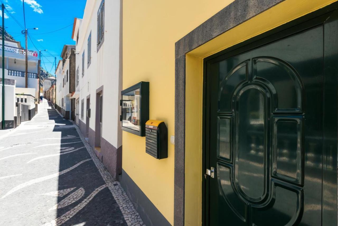 The Yellow House Holiday home *